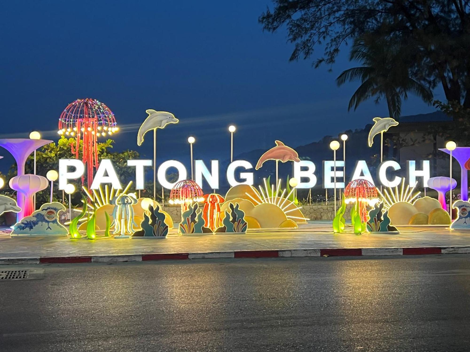 Private Modern Apartments By Patong Vacation Rentals Located In The Heart Of Patong, Walking Distance To The Beach, Kitchen, Private Bathroom, Seating Area, 65" Smart Tv With Free Wifi Eksteriør bilde